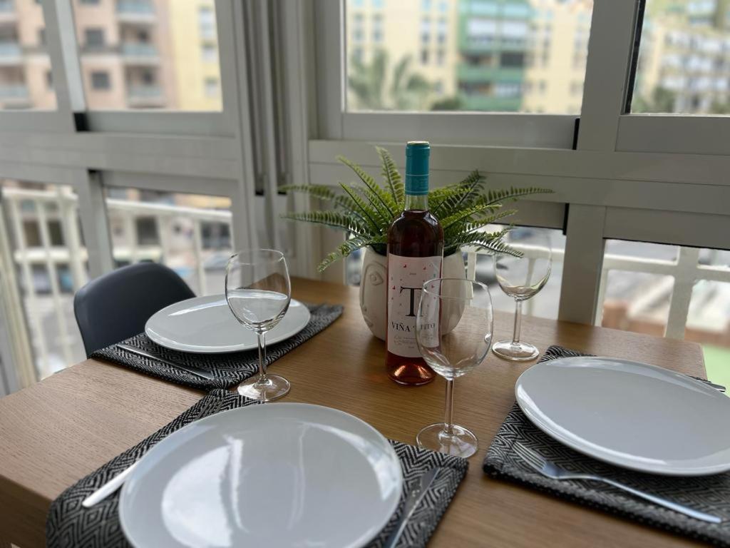 Lux Apartment By Namaste Elite توريمولينوس المظهر الخارجي الصورة