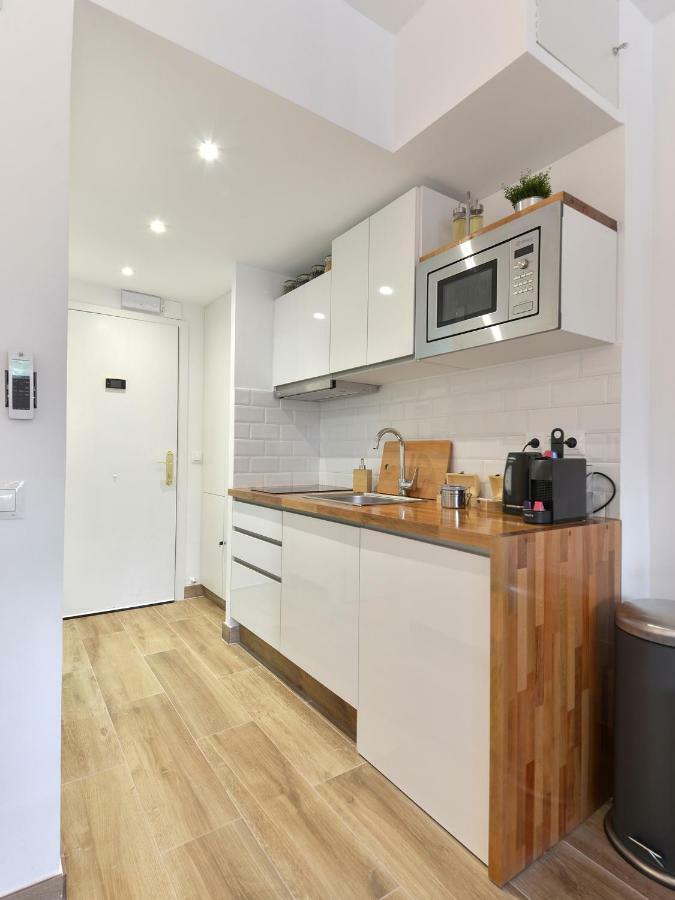 Lux Apartment By Namaste Elite توريمولينوس المظهر الخارجي الصورة