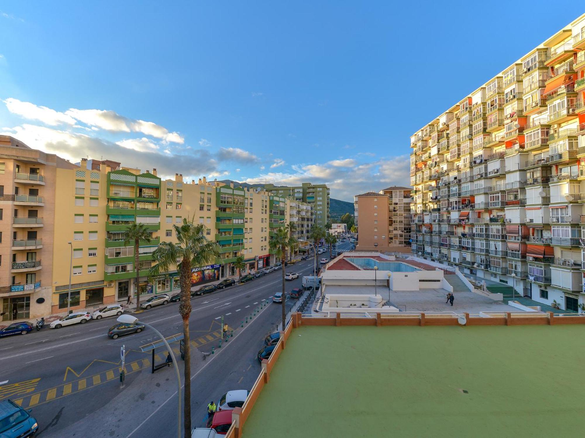Lux Apartment By Namaste Elite توريمولينوس المظهر الخارجي الصورة