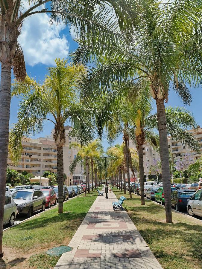 Lux Apartment By Namaste Elite توريمولينوس المظهر الخارجي الصورة